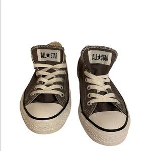 CHUCK TAYLOR ALL STAR SNEAKER - WOMEN'S SIZE 7